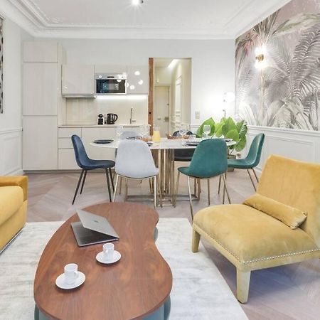 Bright And Gorgeous Flat In The Heart Of Paris Apartment Exterior foto